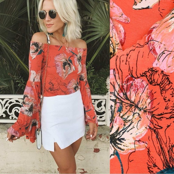 Free People Birds of Paradise Bell Sleeves Top - Picture 1 of 7